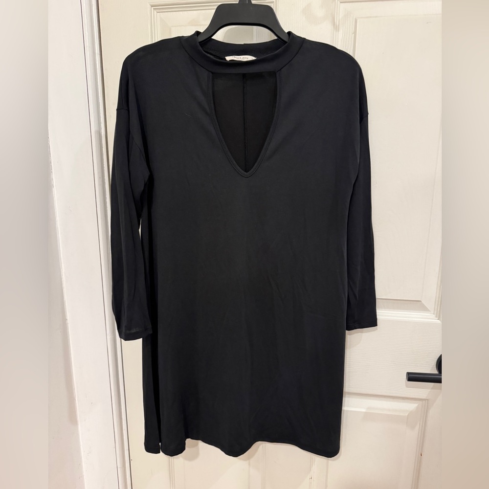 Black Long Sleeve Shift Dress